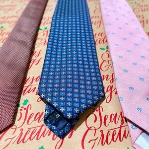 Ermenegildo Zegna Blue and Pink Patterned Tie
